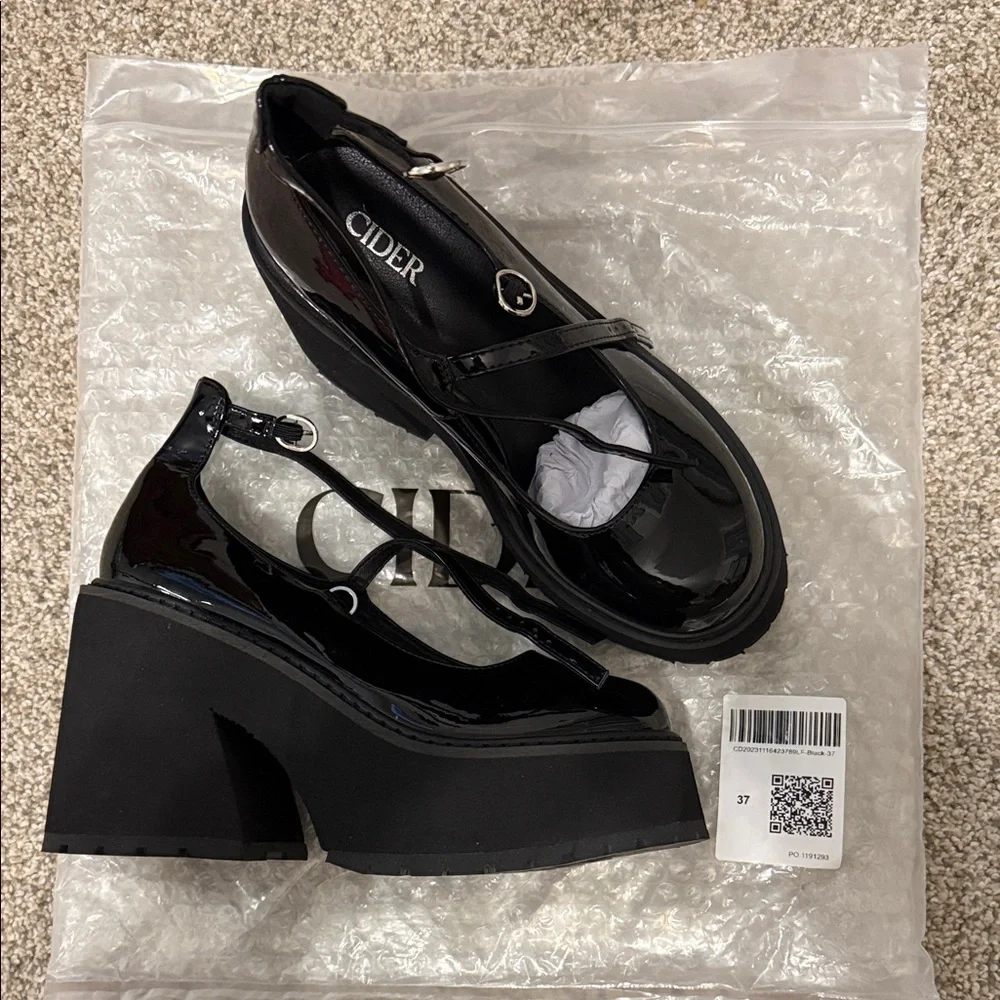 Cider Chunky Platform Mary Jane Heels Black Patent Goth Academia Shoes - Picture 2 of 8